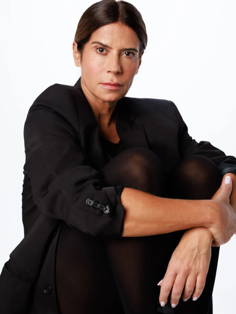 Paula 4